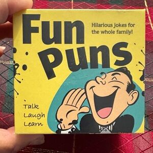 Fun Puns Yellow Joke Box- card game- brand new